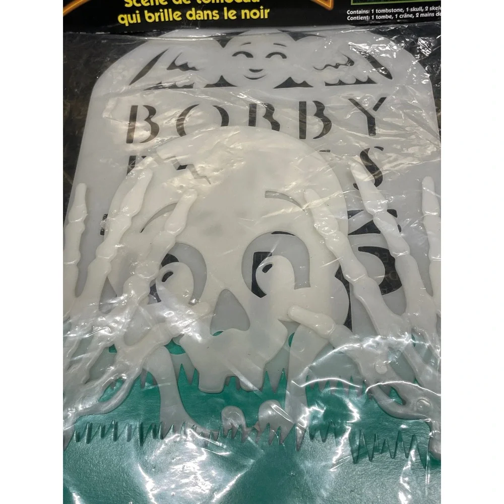 Glow in the Dark Halloween Grave Scene Bobby Bones‎ RIP Decoration 1997